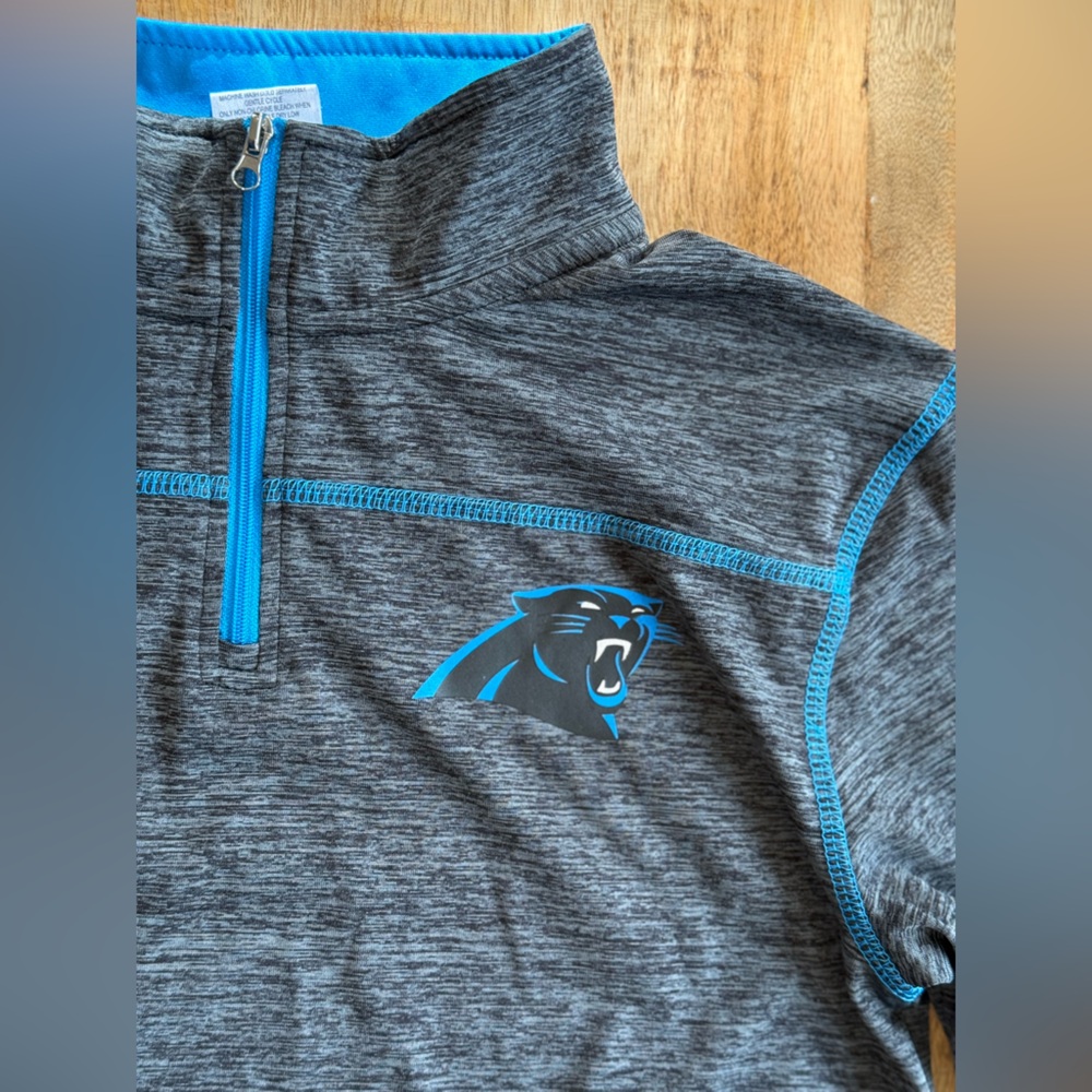 NFL Team Apparel Carolina Panthers Youth 1/4 Zip Pullover - Size L (10/12)